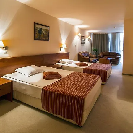 Plaza 3* Varna