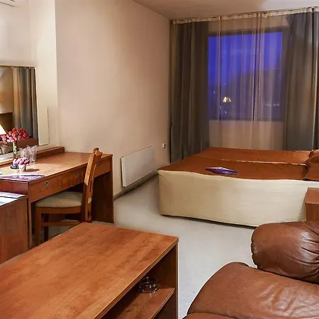 广场酒店 瓦爾納